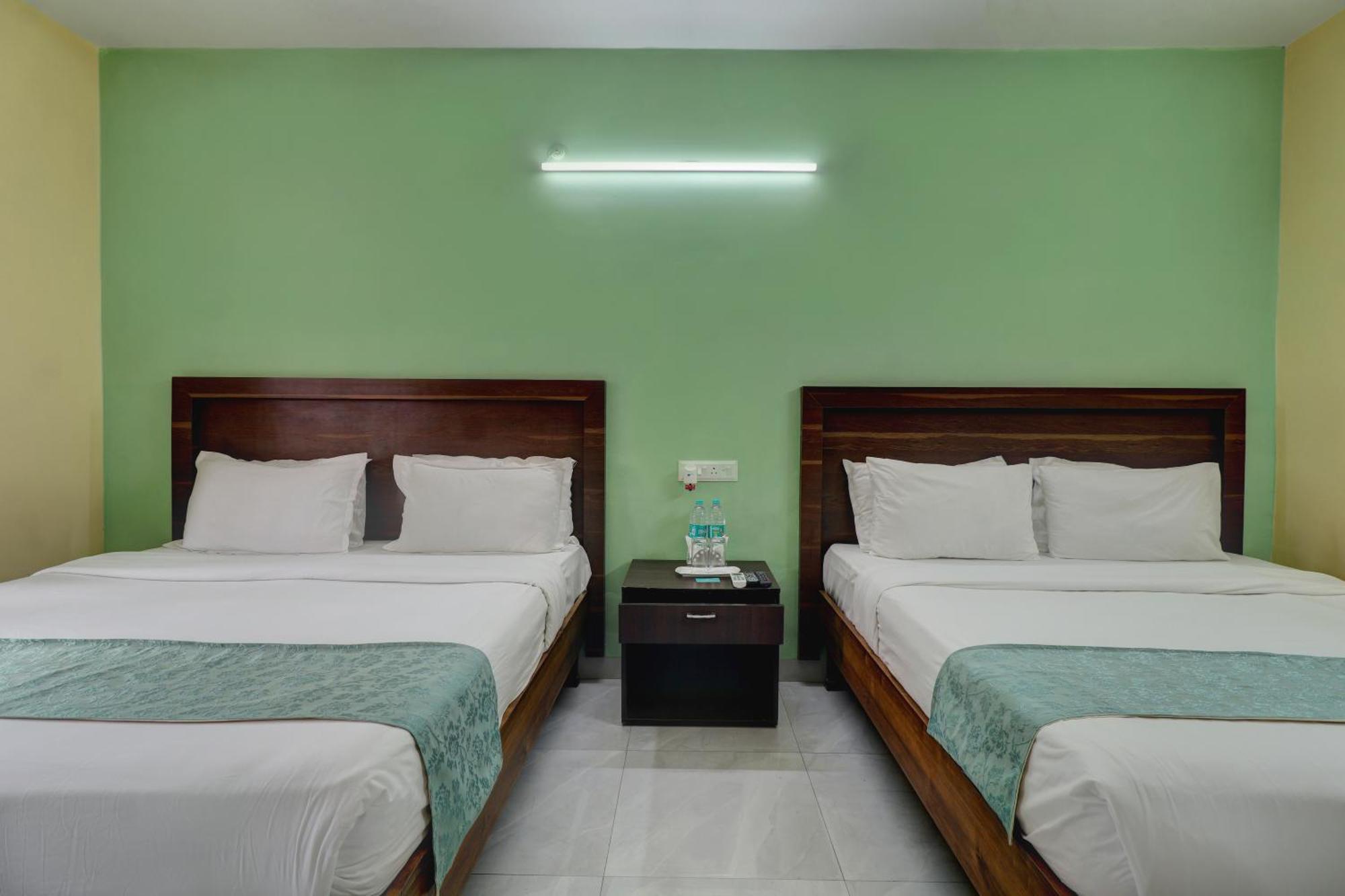 Amazinn Villa Lonavala Exterior foto