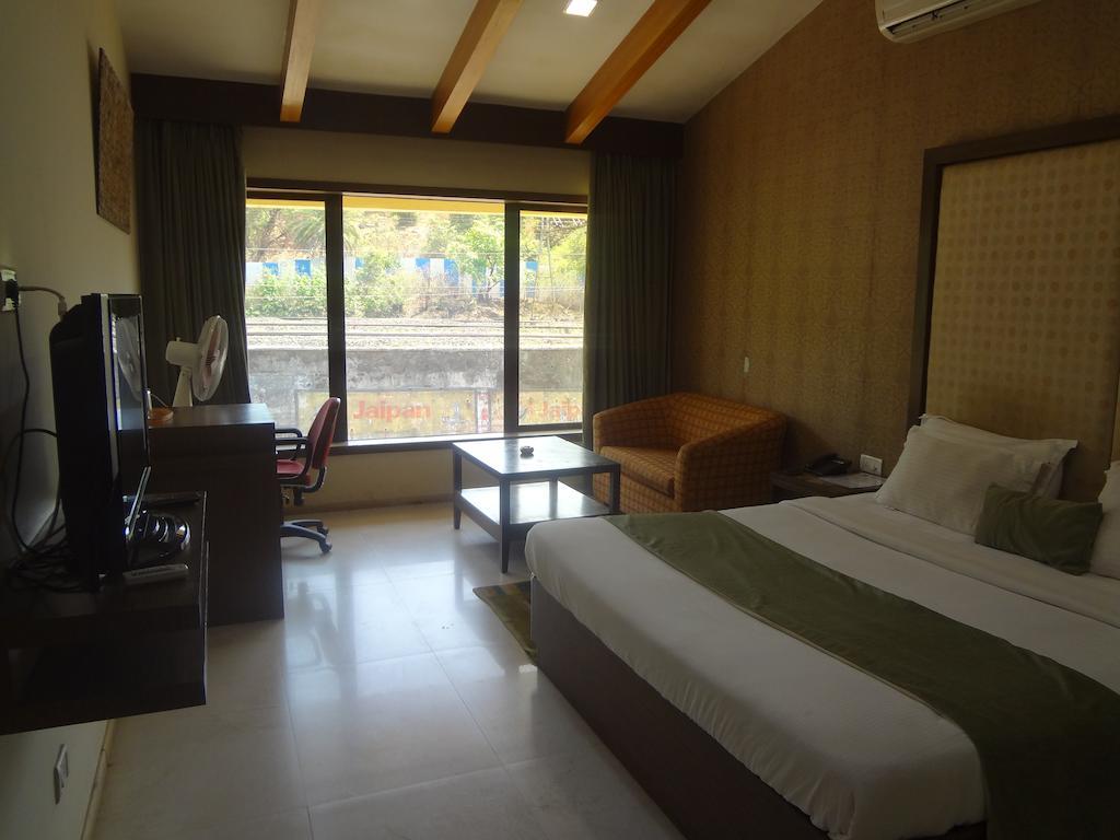 Amazinn Villa Lonavala Cameră foto